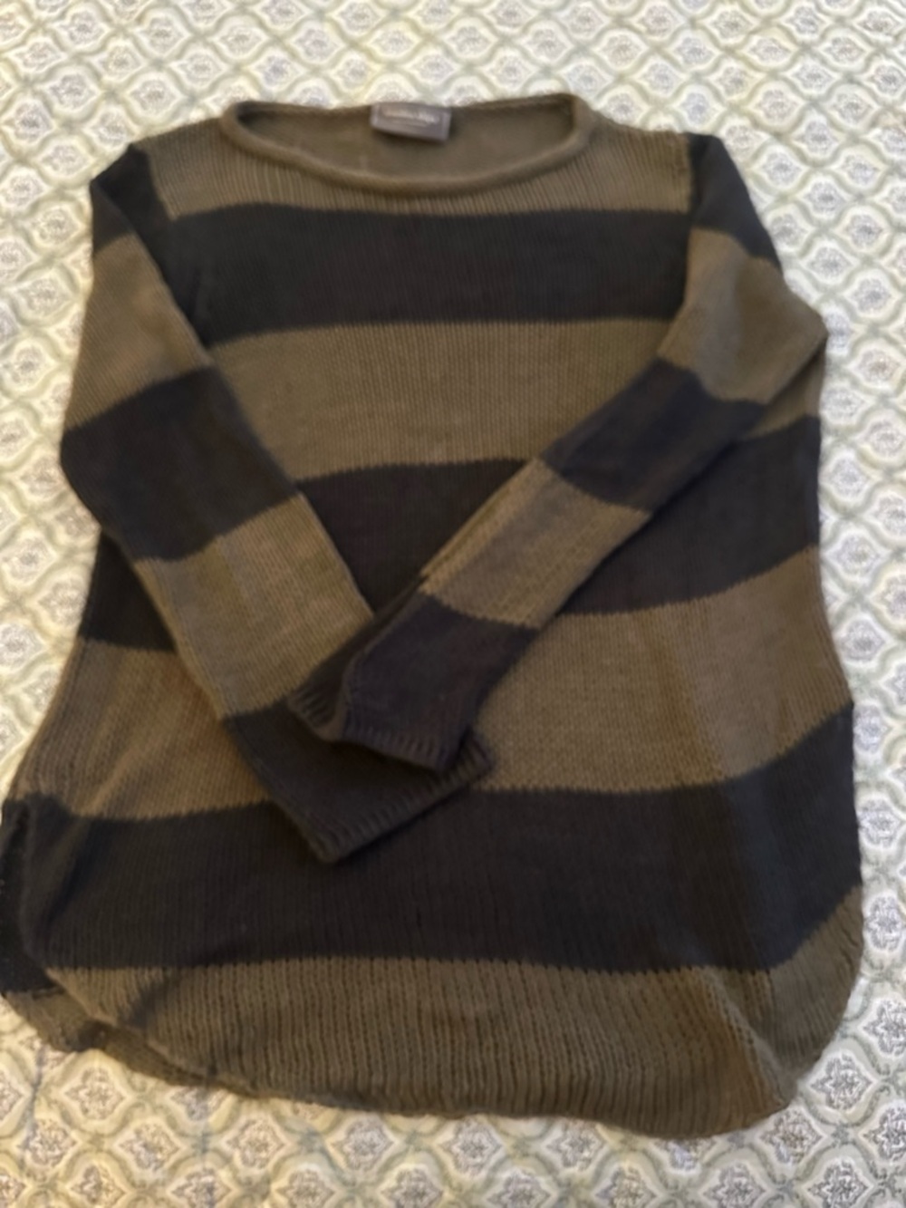 Women’s Wooden Ships Wide-Stripe Crewneck Sweater in Olive and Black